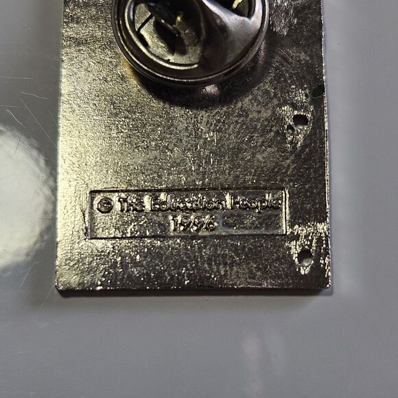 Vintage All Children Are Special The Education People 1996 Teacher Notepad Pin - Picture 4 of 10